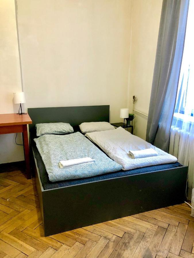 Best Rooms For Short Stay In City Center Краків Екстер'єр фото