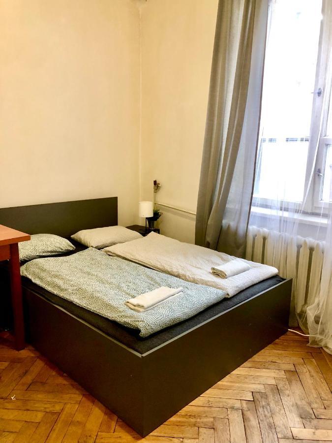 Best Rooms For Short Stay In City Center Краків Екстер'єр фото